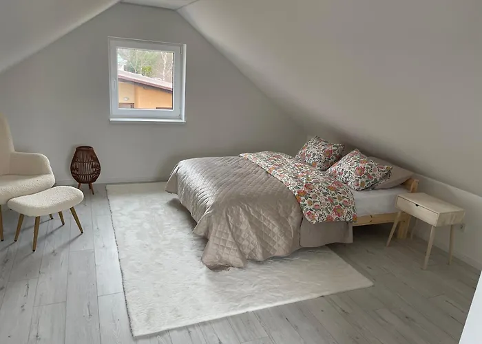 Mini House Near Lakes Holiday home