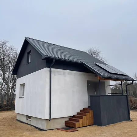 Mini House Near Lakes Vakantiehuis Vilnius